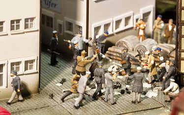 Guz 1910-1933 Politik 3