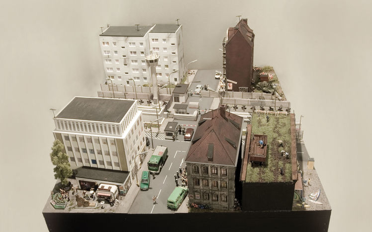 Dgs 1965-1988 Diorama