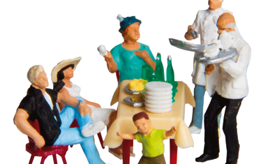 Preiser Mann Frau Kaffe Tisch Essen Trinken