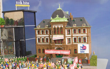 Utopia 2009 Die Linke Theater Geschlossen