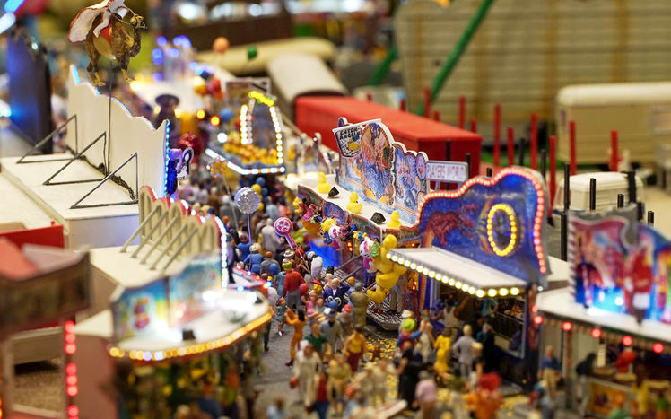 Mitteldeutschland kirmes tag stofftier gasse