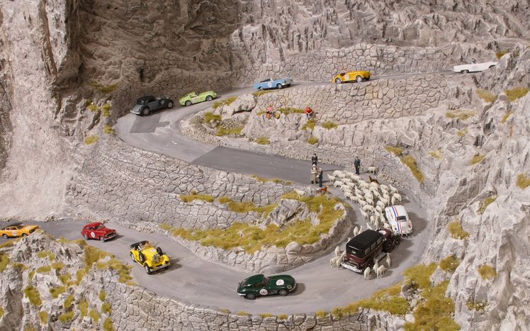 Schweiz Ralley Serpentinen