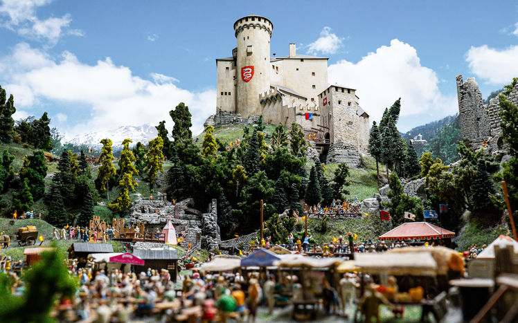 Schweiz tessin burg
