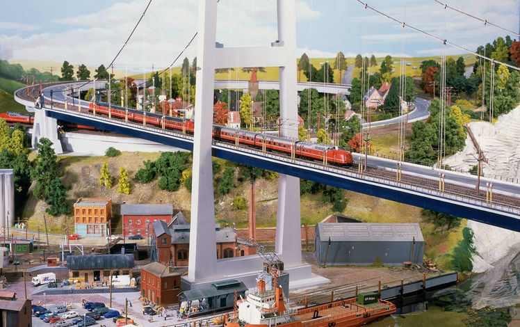 Skandinavien Storebæltbrücke Zug