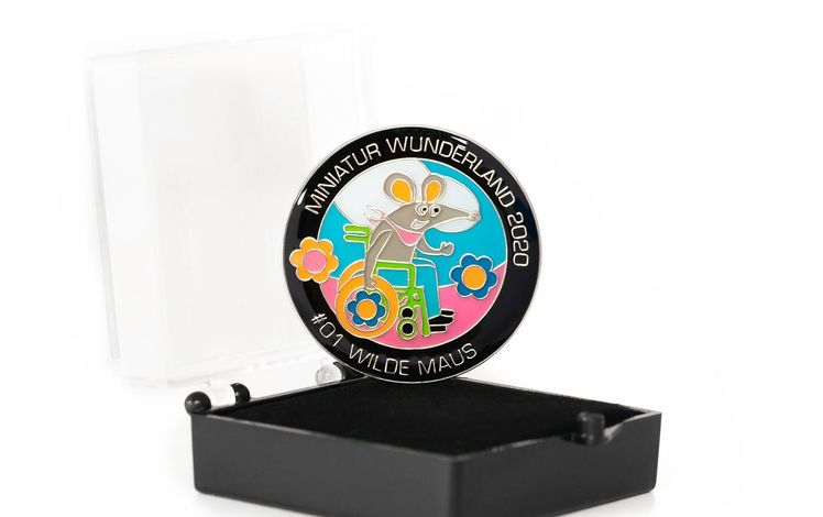 Pins 20 01