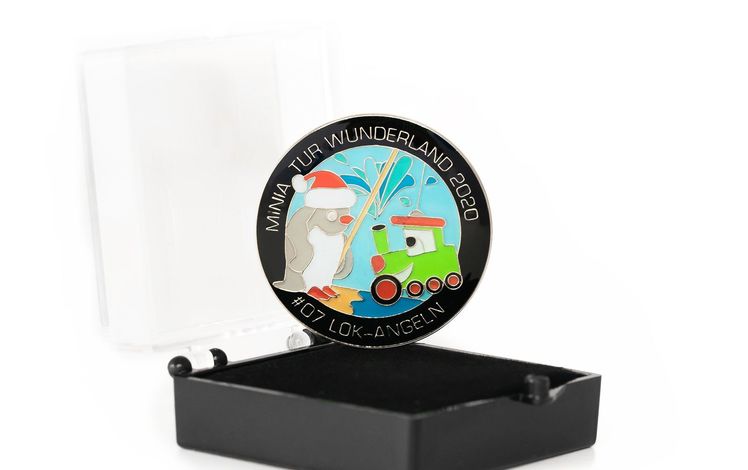 Pins 20 07